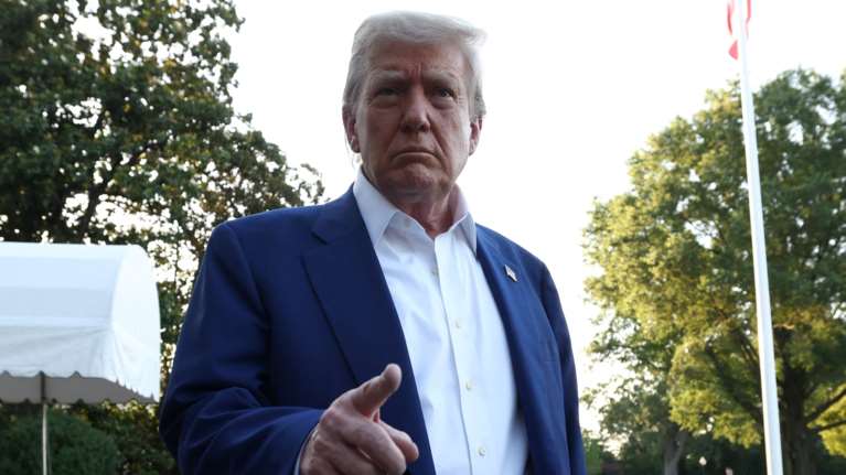 Νίκη Τραμπ στο Ανώτατο Δικαστήριο: Τα δικαστήρια δεν θα μπορούν να μπλοκάρουν τις αποφάσεις του