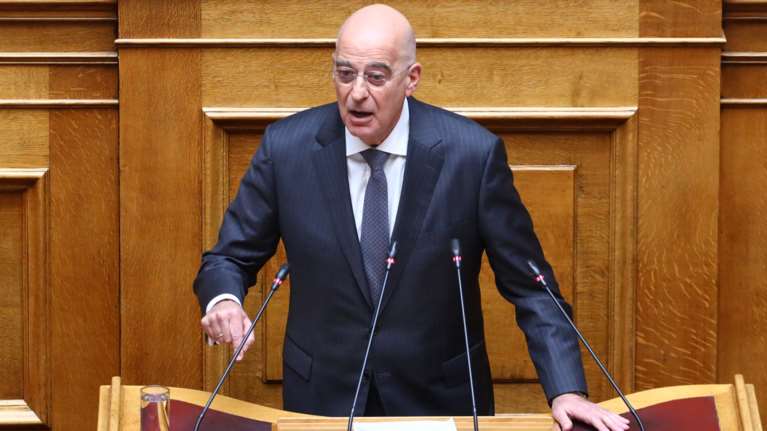 Δένδιας για νομοσχέδιο Ενόπλων Δυνάμεων: "Φροντίζουμε ώστε η πατρίδα να είναι πάντα έτοιμη"