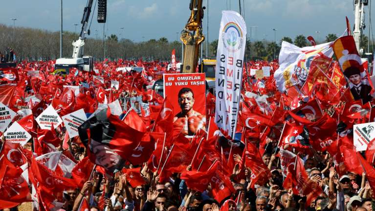 Τουρκία: Αύριο το έκτακτο συνέδριο του CHP – Νέο μήνυμα Ιμάμογλου από τη φυλακή