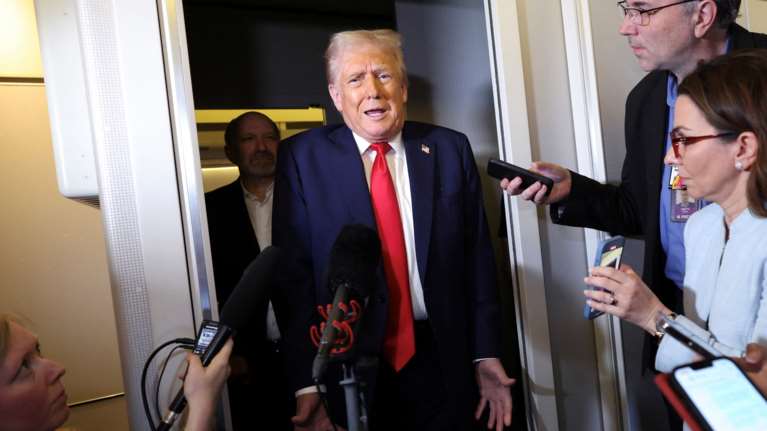 ΗΠΑ: Νέες απειλές Τραμπ κατά των Χούθι και του Ιράν	- "Μόλις ξεκινήσαμε και ο πραγματικός πόνος δεν έχει έρθει ακόμη"