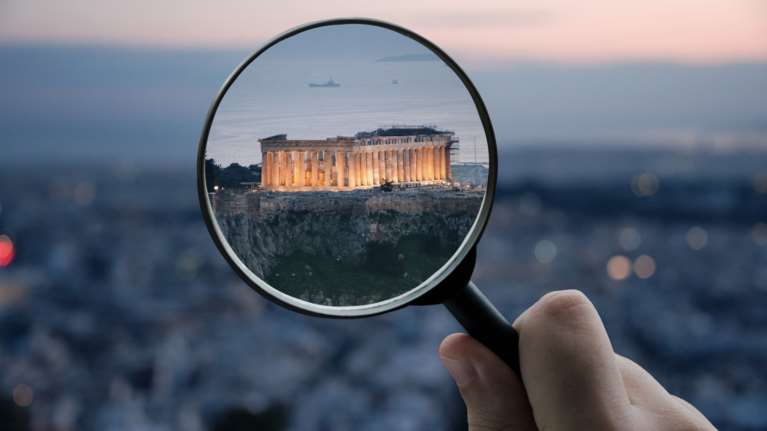 Πώς φτάσαμε το ελληνικό χρέος να κοστίζει λιγότερο από το γερμανικό