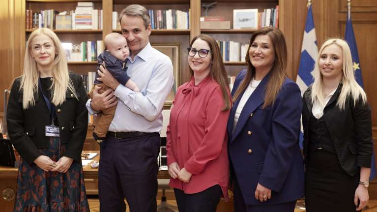 Οι πέντε γυναίκες που συνάντησε ο Μητσοτάκης στο Μαξίμου, με αφορμή την Παγκόσμια Ημέρα της Γυναίκας [εικόνες]