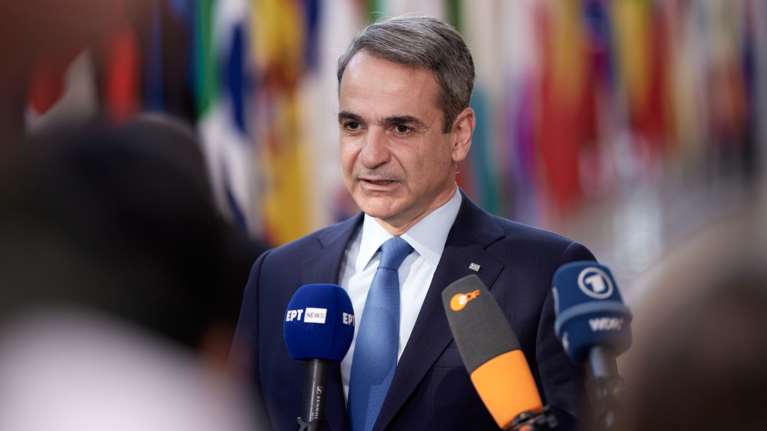 Πώς διαβάζει η Αθήνα τα αποτελέσματα της Συνόδου Κορυφής των &quot;27&quot; ηγετών