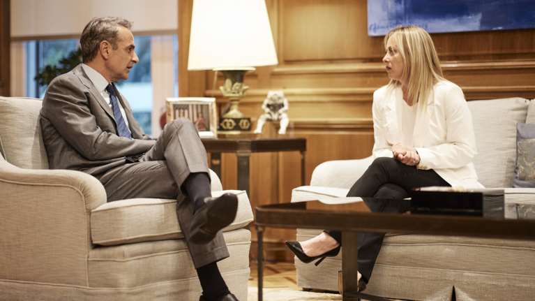 Μαξίμου: Τι συζητήθηκε στο γεύμα Μητσοτάκη-Μελόνι- Ενέργεια, οικονομία, μεταναστευτικό στα βασικά θέματα