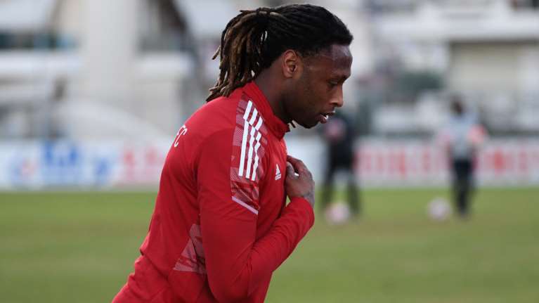 &quot;Τα γυρίζει&quot; ο Σεμέδο: Διαστρεβλώθηκαν οι δηλώσεις μου - Δεν μου επιτέθηκαν από τον Ολυμπιακό