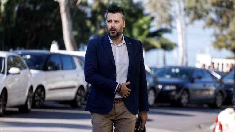 Καλλιάνος: "Δεχόμουν απειλές το τελευταίο 5μηνο" - Τί είπε για την εμπρηστική επίθεση στο πολιτικό γραφείο του [Βίντεο]