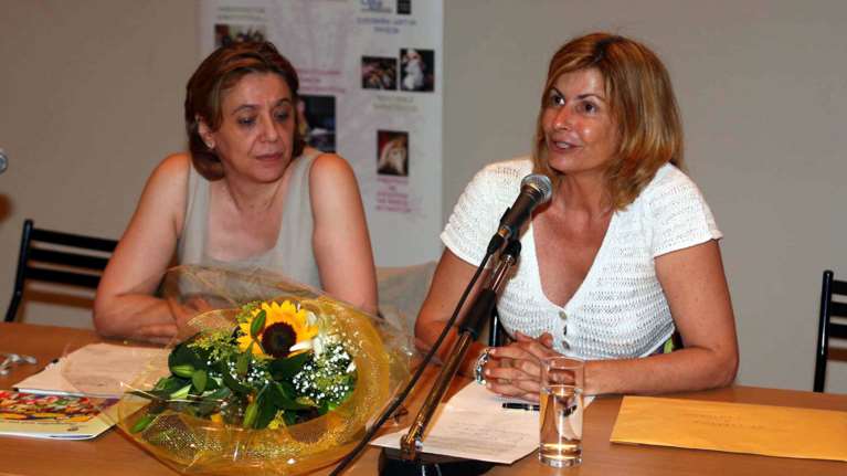 Σάλος από σχόλιο της Αλεξίας Έβερτ για διαδηλωτές του Πολυτεχνείου: Τρωκτικά και κατσαρίδες