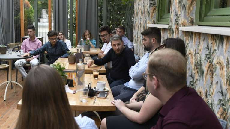 Στα Γιάννενα ο Ανδρουλάκης: Συνομίλησε με φοιτητές για το πρόβλημα της φοιτητικής στέγης