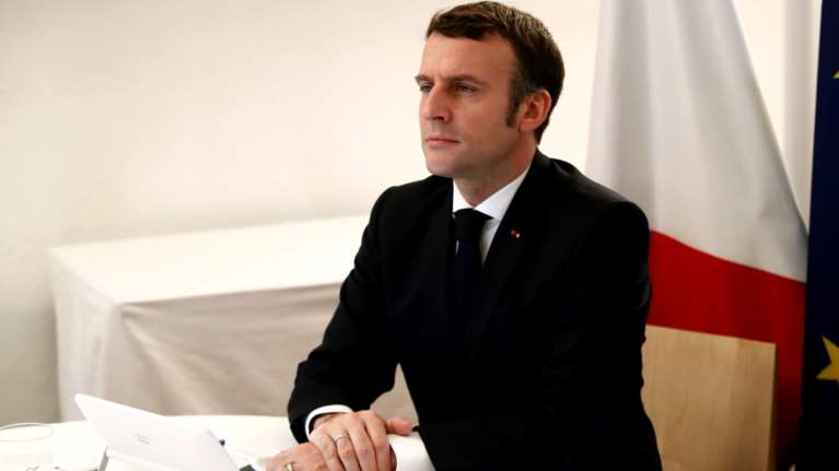 Μακρόν: Θα κάνουμε τα πάντα για να σταματήσουμε τον πόλεμο στην Ουκρανία χωρίς να εμπλακούμε σ'αυτόν