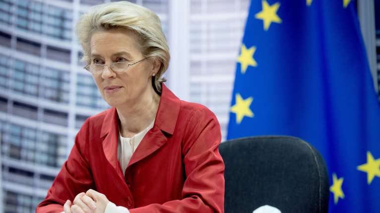 Φον Ντερ Λάιεν: &quot;Έχω καλά νέα για την Ελλάδα - Από αύριο θα έχει πρόσβαση σε 2 δισ. ευρώ&quot;