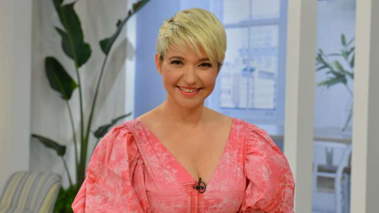 Ο κορονοϊός &quot;χτύπησε&quot; την ΕΡΤ: Κρούσμα σε συνεργάτη της εκπομπής φλΕΡΤ που δεν θα βγεί στον αέρα