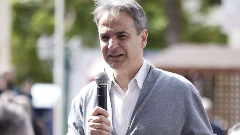 Τρία νέα μέτρα για νέους, ιδιοκτήτες ακινήτων και δημοσίους υπαλλήλους ανακοινώνει σήμερα ο Μητσοτάκης