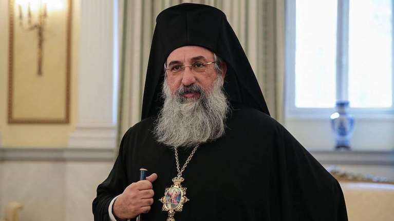 Στο Μαξίμου ο Αρχιεπίσκοπος Κρήτης - Συνάντηση με Μητσοτάκη με στόχο να πέσουν οι τόνοι