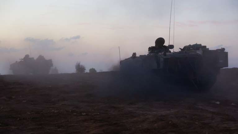 Σφοδρές μάχες στη Γάζα: Ο ισραηλινός στρατός ξεκίνησε εκ νέου τις επιχειρήσεις του - Διαπραγματεύσεις για νέα εκεχειρία