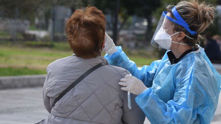 ECDC: Αυτή είναι η χώρα που έχει κάνει τα περισσότερα τεστ κορονοϊού στην ΕΕ