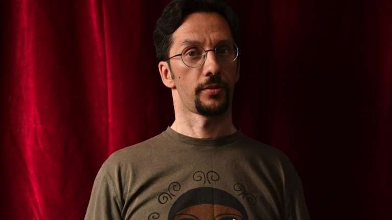 Κώστας Μανίκης: Ο τετραπληγικός μουσικός που συνθέτει μελωδίες για όλο τον πλανήτη - Το ατύχημα που του άλλαξε τη ζωή