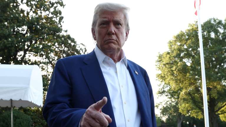 Οι 6 πόλεμοι που ισχυρίζεται πως "έληξε" ο Τραμπ σε έξι μήνες: Ανάλυση της DW για τον "προέδρο της Ειρήνης", που θέλει Νόμπελ