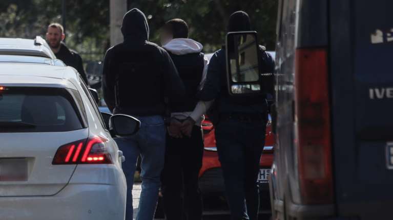 Greek Mafia: Ελληνοουκρανός &quot;τσιγαράς&quot; ο ηθικός αυτουργός των δολοφονιών - Τα κινητά του Γεωργιανού και τα όπλα