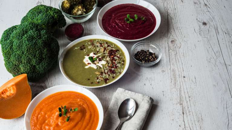 Η αντιοξειδωτική σούπα που χρειάζεστε από τον Ακη - Με καρότο, κουρκουμά και τζίντζερ