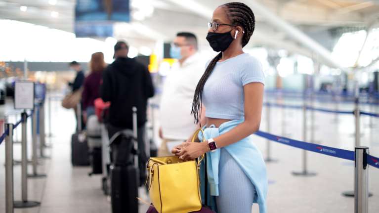 Μπλόκο Ισπανίας και Πορτογαλίας σε Βρετανούς τουρίστες: Απομόνωση 14 ημερών και αυστηρά μέτρα