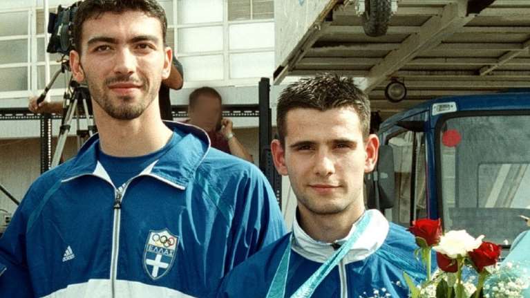 &quot;Να μας προσεχείς από ψηλά, σ&#39; αγαπώ αδερφέ μου&quot;: Σπάει καρδιές το αντίο του Μουρούτσου στον Νικολαΐδη