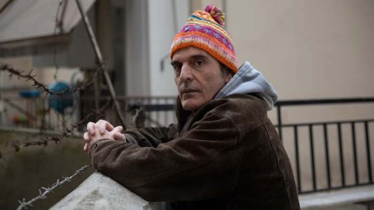 Γιώργος Τόλιος: Πέθανε ο ντράμερ του θρυλικού συγκροτήματος &quot;Τρύπες&quot;