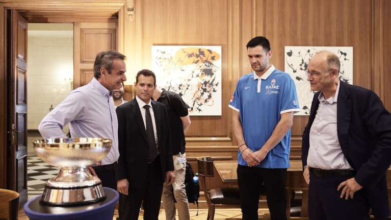 Μητσοτάκης: Συνάντηση με Λιόλιο, Ιτούδη και Παπανικολάου - Για το Eurobasket 2022