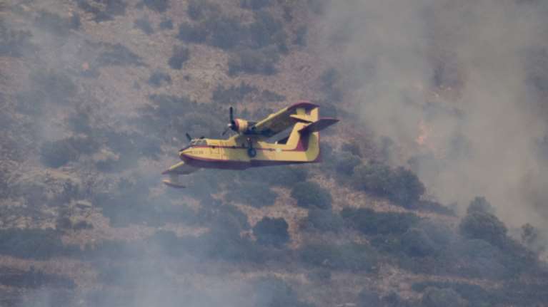 Meteo για φωτιά στη Νέα Πέραμο: Αναμένεται επιδείνωση πυρομετεωρολογικών συνθηκών με ενίσχυση  ανέμων