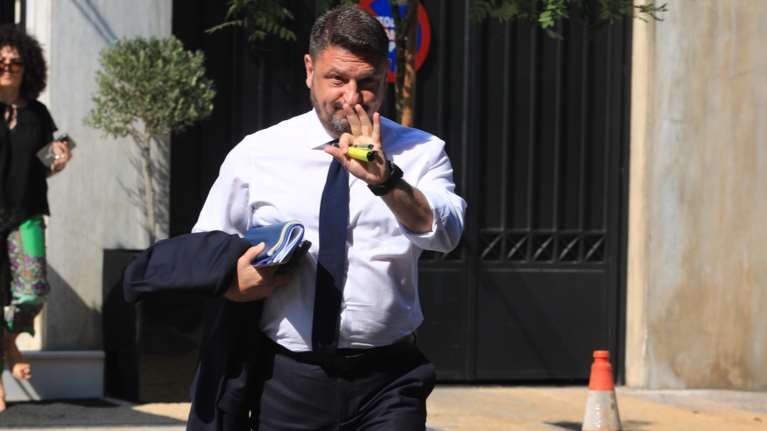 Metron Analysis: Στο 42% ο Νίκος Χαρδαλιάς - Πολύ κοντά στο να γίνει Περιφερειάρχης Αττικής από την πρώτη Κυριακή