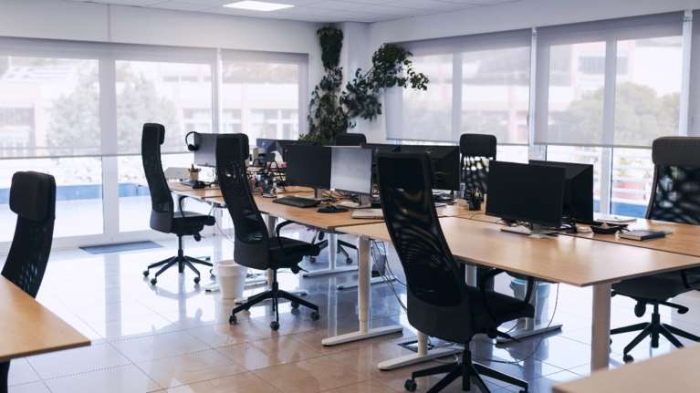 Οι 13 παροχές στους μισθωτούς εργαζόμενους που δεν φορολογούνται