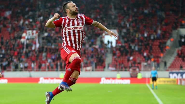 Ολυμπιακός: Το συγκινητικό αντίο στον Ματιέ Βαλμπουενά και ο αποχαιρετισμός του Γάλλου [Εικόνες]