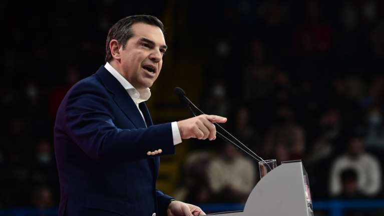 Ο Τσίπρας στο πλευρό των καλλιτεχνών: Η κυβέρνηση βάζει στο στόχαστρο τους ανθρώπους του Πολιτισμού, γιατί τους φοβάται