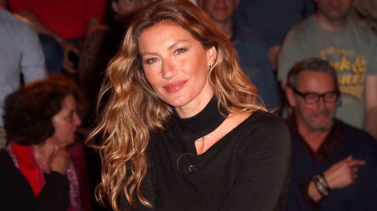 Ζιζέλ: Από τη χλιδή και τα φώτα του μόντελινγκ, στη ζωή στη φύση με τα παιδιά της