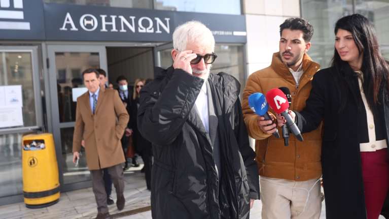 Δίκη Φιλιππίδη: "Δεν καταλάβαινε το όχι, είχε βίτσια, τις ήθελε κλειδωμένες" κατέθεσε η δεύτερη ηθοποιός που τον κατήγγειλε