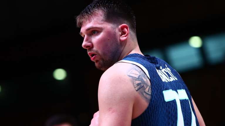 Προολυμπιακό Τουρνουά: Με εκπληκτικό Λούκα Ντόντσιτς οι Σλοβένοι πήραν την πρόκριση στον ημιτελικό