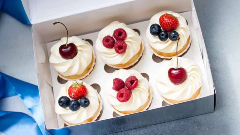 Εορτολόγιο: Ποια ονόματα γιορτάζουν σήμερα, Δευτέρα 25 Οκτωβρίου