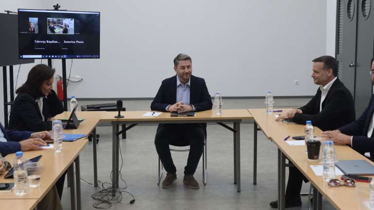 ΠΑΣΟΚ - Ανδρουλάκης: &quot;Να είμαστε δυναμικά παρόντες σε κάθε μάχη εντός και εκτός της Βουλής&quot;