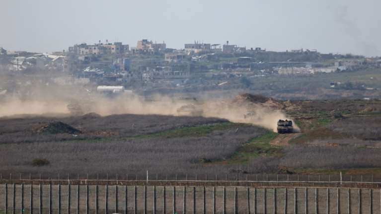 Εκεχειρία στη Γάζα: Ο καταλυτικός ρόλος του Τραμπ, το κενό στρατηγικής του Νετανιάχου και τα πιθανά ανταλλάγματα