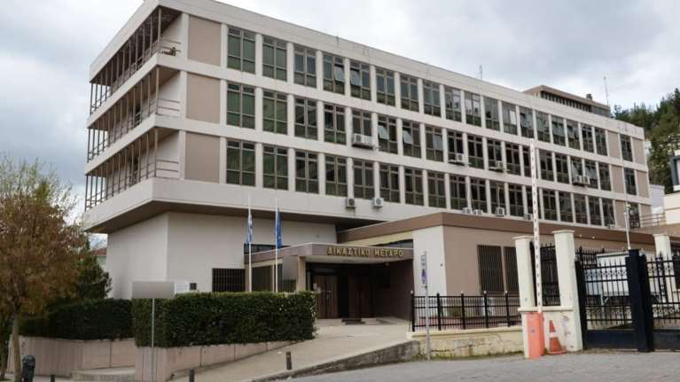 Στο Εφετείο Δυτικής Μακεδονίας η υπόθεση του δράστη με το τσεκούρι