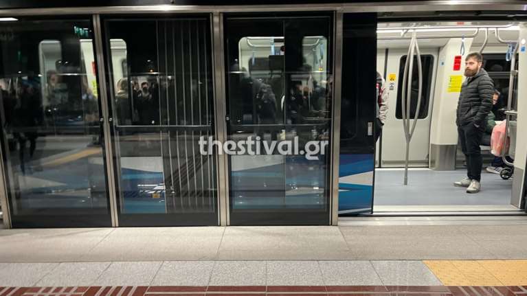 Θεσσαλονίκη: Ακινητοποιήθηκαν συρμοί και στις δύο κατευθύνσεις του μετρό