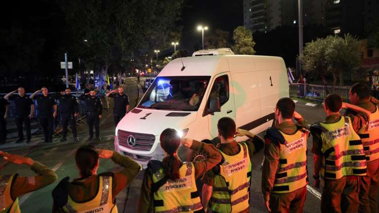 Γάζα: Η Χαμάς παρέδωσε τα λείψανα τριών ακόμα Ισραηλινών ομήρων