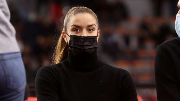 Μαρία Σάκκαρη: Είδε στο ΣΕΦ την άνετη νίκη του Ολυμπιακού επί της Βιλερμπάν [Εικόνες]