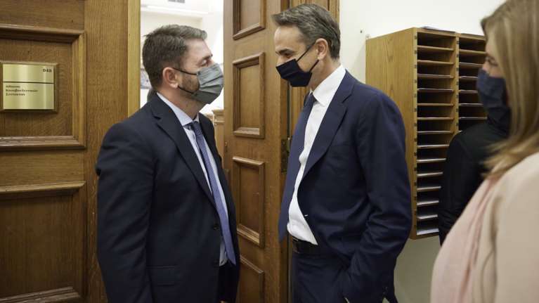 Η διαβολοβδομάδα των υποκλοπών: Τι σχεδιάζουν τα επιτελεία και το νέο επεισόδιο κυβέρνησης – ΠΑΣΟΚ