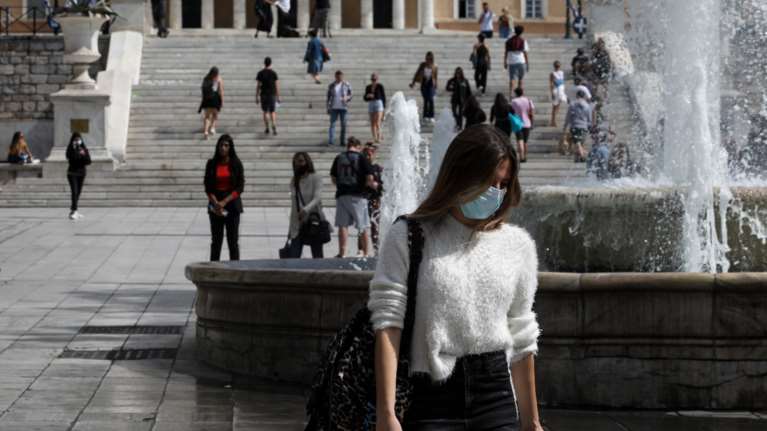 Αυξημένη η θνητότητα στο τέταρτο κύμα της πανδημίας - Το προφίλ όσων εισάγονται στις ΜΕΘ: Ανεμβολίαστοι που αρνούνται θεραπεία