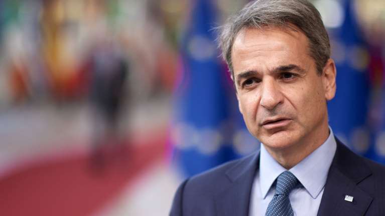 Στο Κάιρο ο Μητσοτάκης με ηγέτες της ΕΕ και του αραβικού κόσμου: Αγωνία για αποκλιμάκωση της έντασης στο Ισραήλ