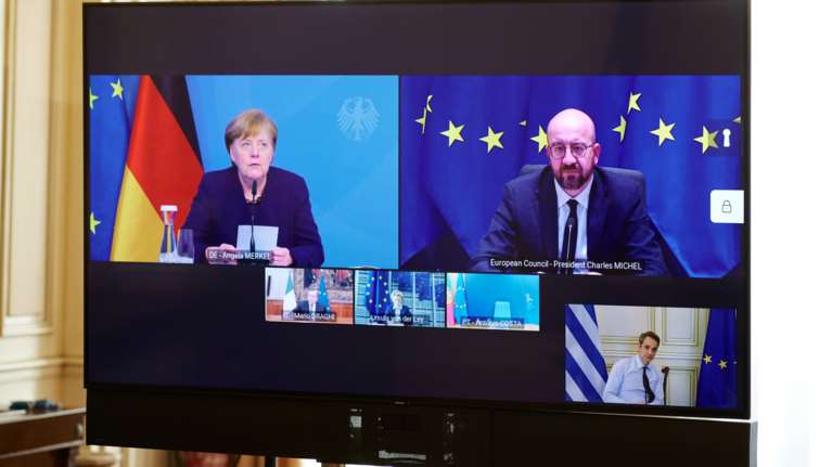 Reuters: Πού κατέληξαν οι ηγέτες της ΕΕ για πιστοποιητικό εμβολιασμού και ταξίδια