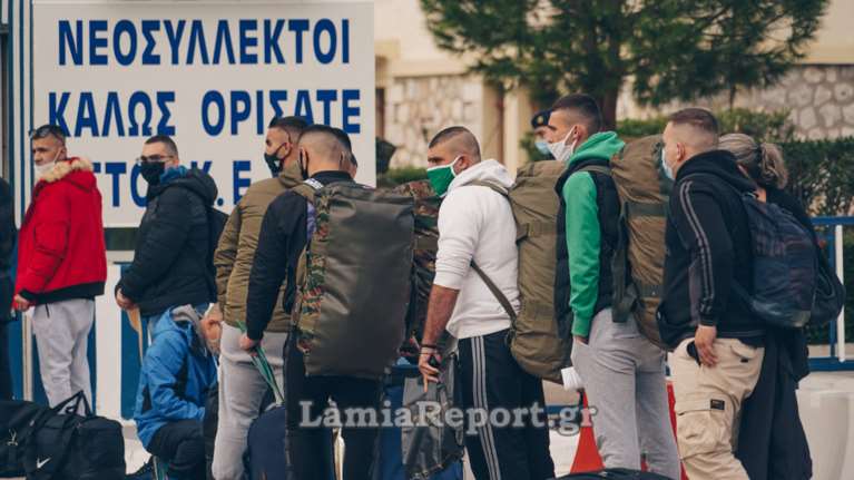 Στρατόπεδο Λαμίας: Με κορονοϊό νεοσύλλεκτοι στο ΚΕΥΠ