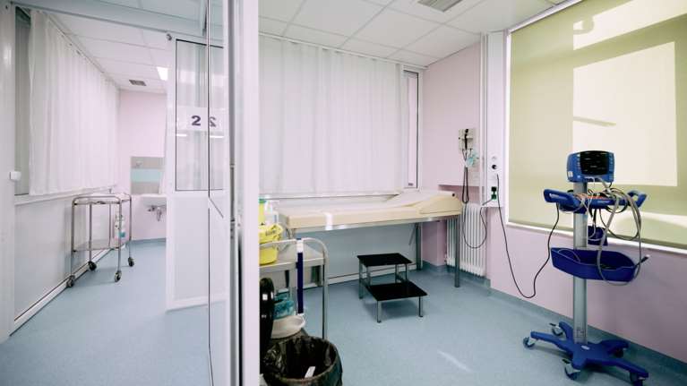 Δύο μήνες αναμονή για τα αποτελέσματα μιας αιματολογικής εξέτασης στο Παίδων &quot;Αγία Σοφία&quot; - Δεν υπάρχουν αντιδραστήρια