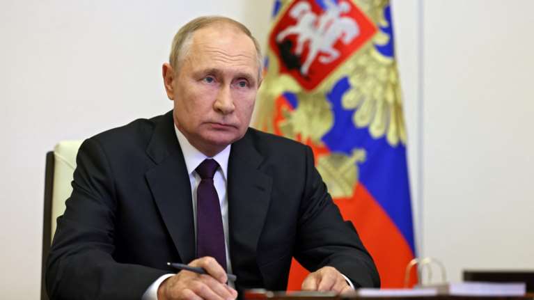 Πώς ο Πούτιν χρηματοδοτεί κρυφά πολιτικούς και κόμματα σε 12 χώρες: Οι &quot;σεφ&quot; και τα μυστικά εμβάσματα