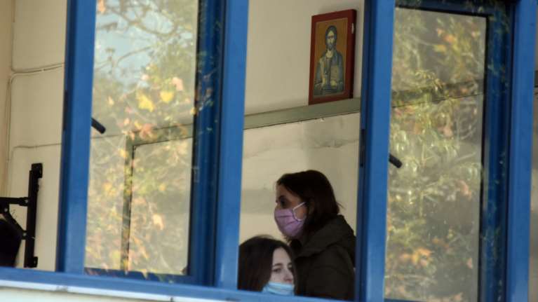 Μυτιλήνη: Στον εισαγγελέα καθηγήτρια που αρνείται να φορέσει μάσκα στην τάξη - Ενθαρρύνει τους μαθητές να κάνουν το ίδιο